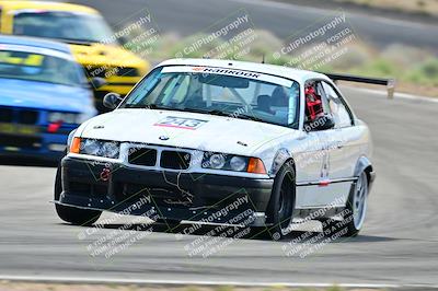 media/May-04-2025-Lucky Dog Racing (Sun) [[21629467aa]]/Turn 4 (10-1045am)/Front/